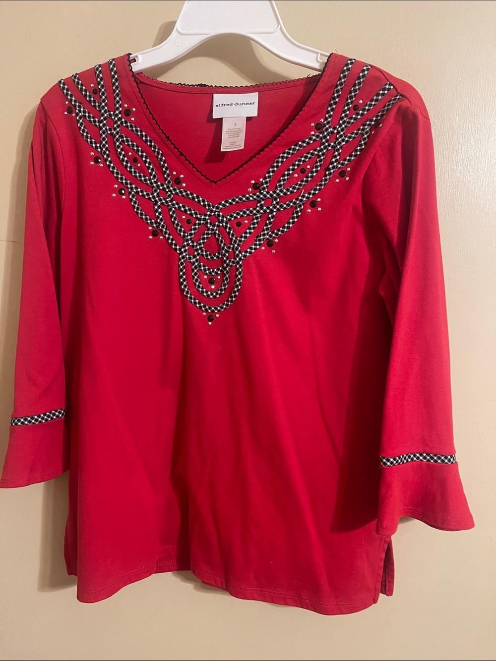 Alfred Dunner Red Long-Sleeve V-Neck Top with Black & White Trim